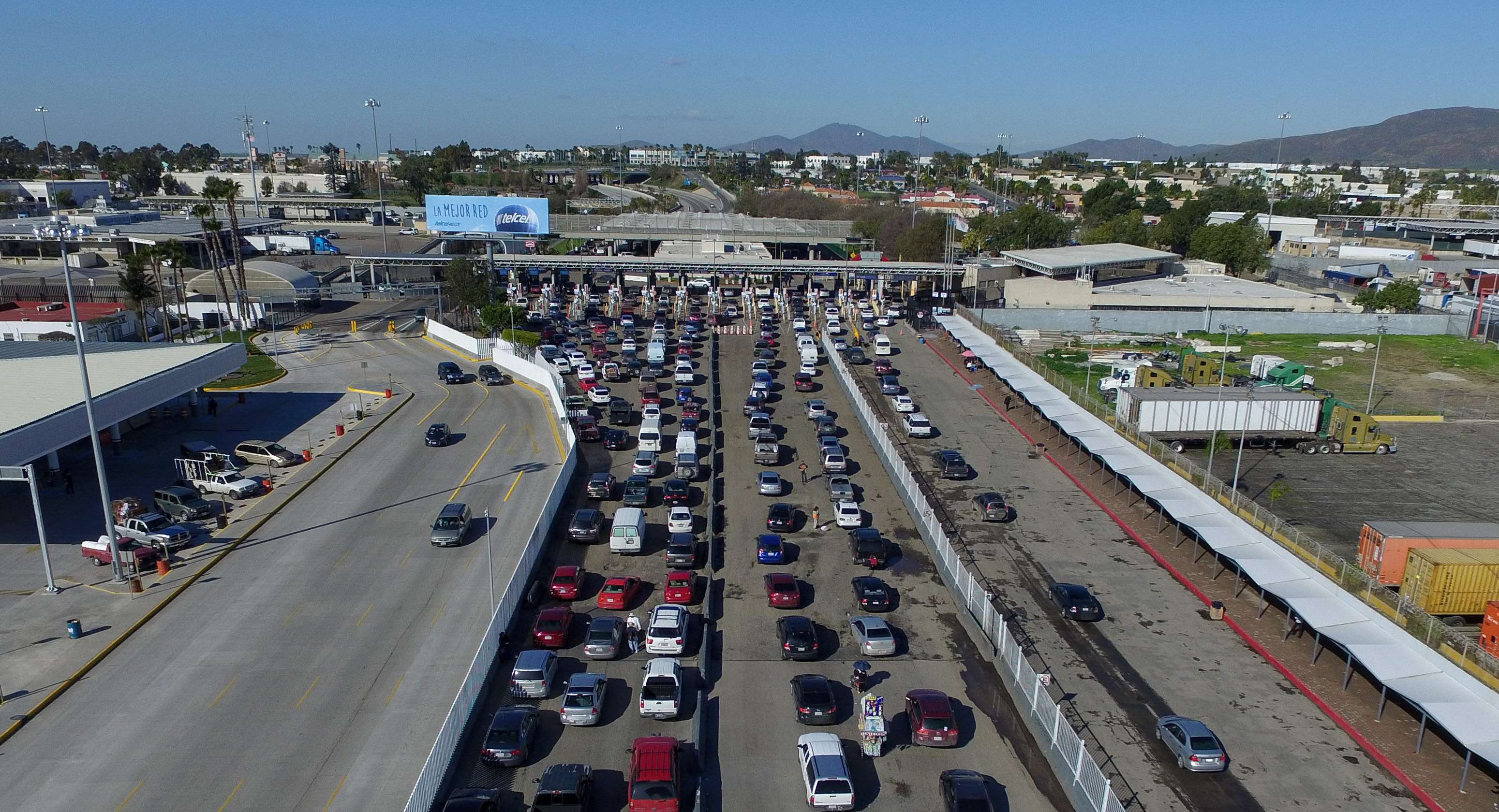 Dozens of Migrants Have Been Arrested after Crossing the Us Border from Mexico